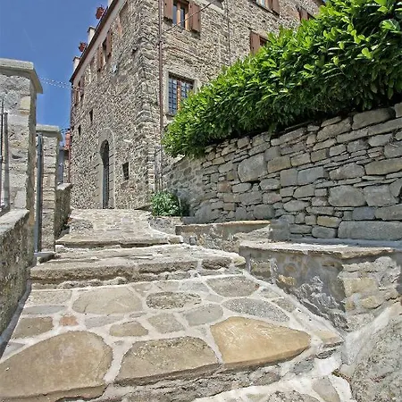 Casa Del Vescovo